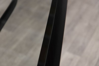 rowan-dining-table-glass-top-close-up-black